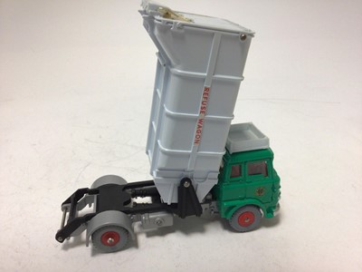 Lot 2035 - Dinky Supertoy refuse wagon No. 978 boxed