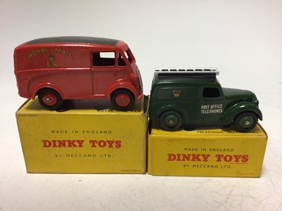 Lot 2045 - Dinky Telescope Service Van No 261, Royal Mail Van No 260, both boxed (2)