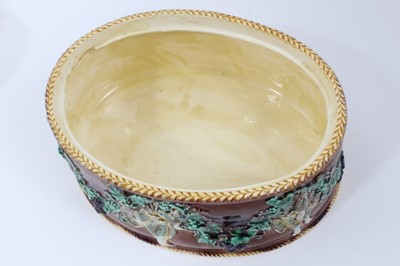 Lot 36 - Victorian Wedgwood game dish with liner