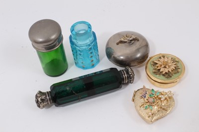 Lot 313 - Group Victorian and later jewellery to include pair silver and blue enamel cufflinks